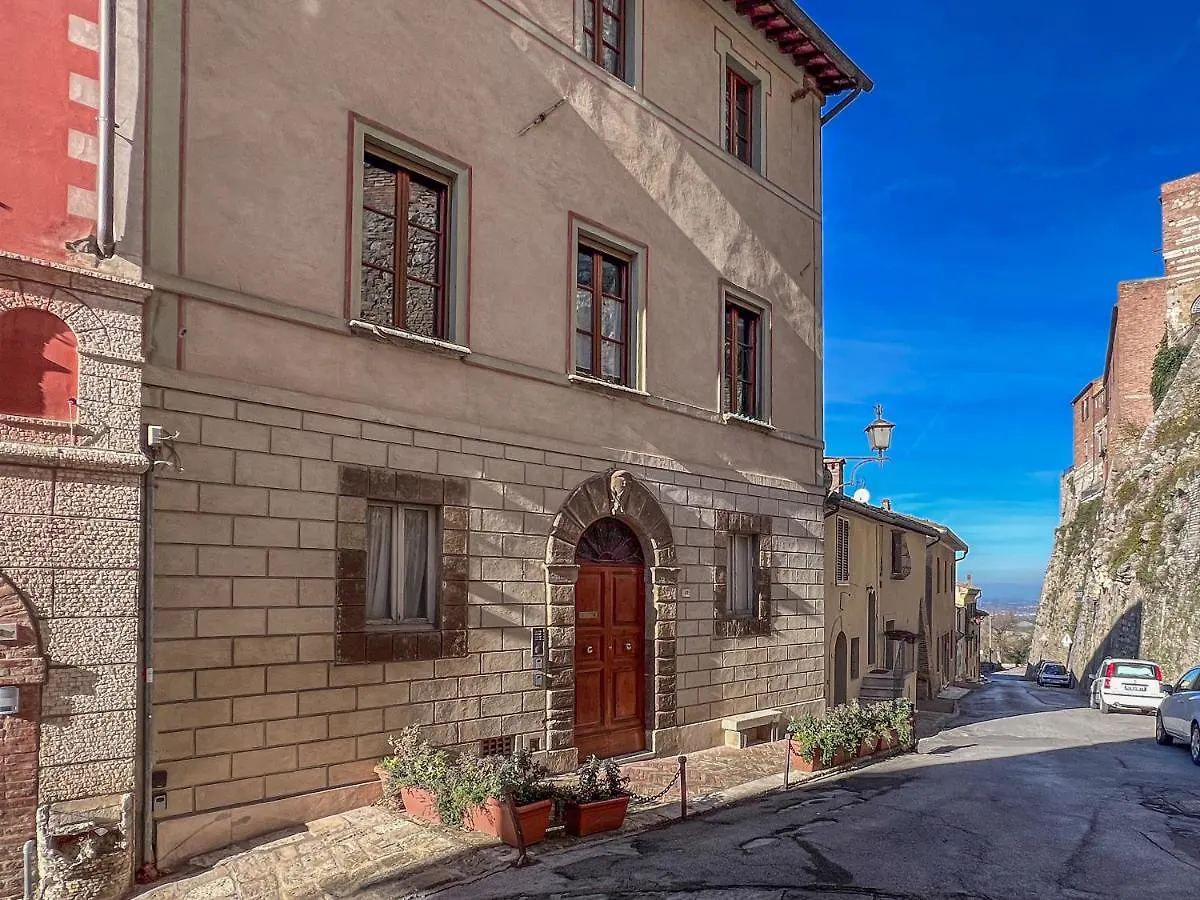 Fuga Romantica A Montepulciano 0*,  Italy
